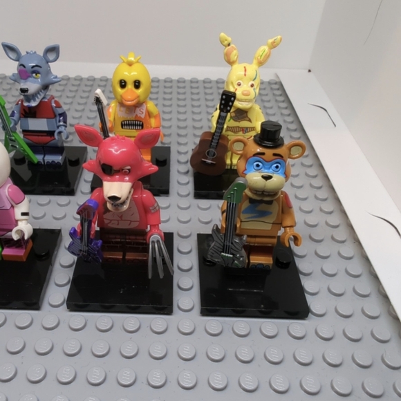 8 Minifigures - Custom FNAF Five Nights At Freddy's Minifigures Figure Toy - Picture 3 of 8